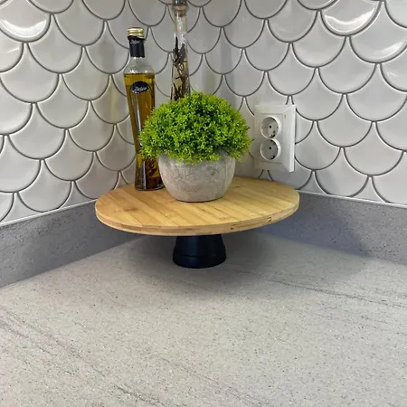 Cozy With A Large Terrace And Sauna! Apartamento Pärnu