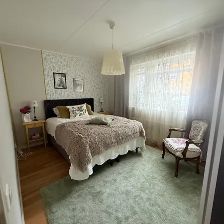 Cozy With A Large Terrace And Sauna! Pärnu